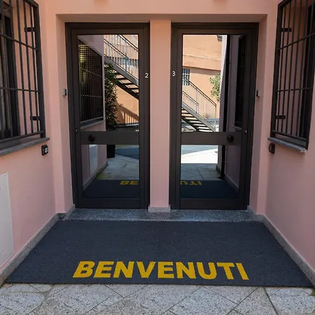 La Casa Sul Naviglio Di Debora Apartment Milan