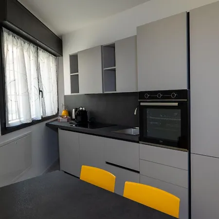 Apartment La Casa Sul Naviglio Di Debora Milan