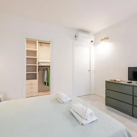 La Casa Sul Naviglio Di Debora Apartmán