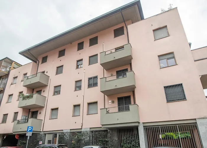 La Casa Sul Naviglio Di Debora Daire